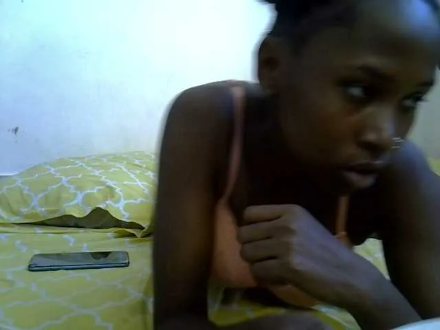 Live sex webcam photo for Hippies02 #276690175