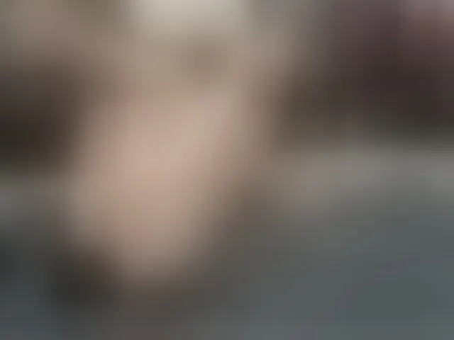 Live sex webcam photo for Hlilian16 #275978828