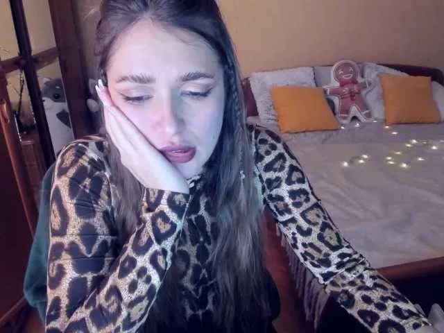 Live sex webcam photo for HloeSky #277133346