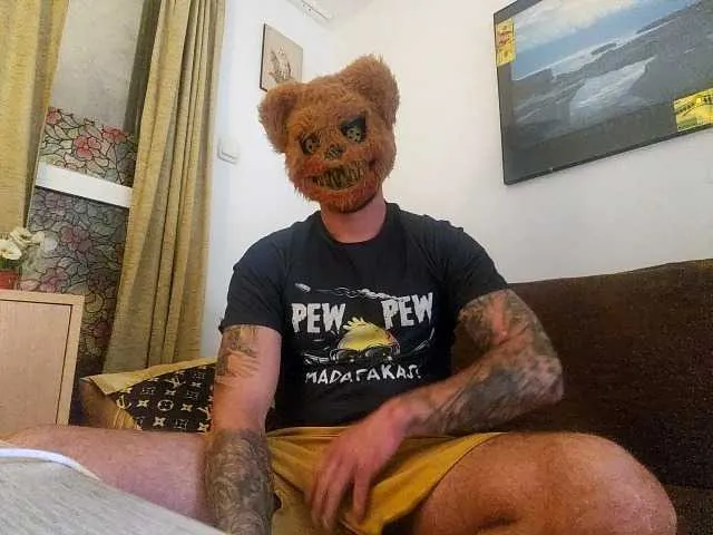 Live sex webcam photo for HoRnYbOy911 #291424836