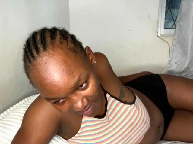 Live sex webcam photo for Hoelygrail #291438906