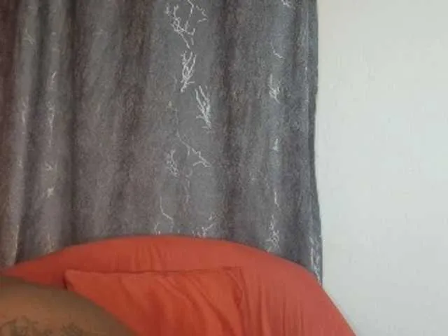 Live sex webcam photo for Hoelygrail #292110633