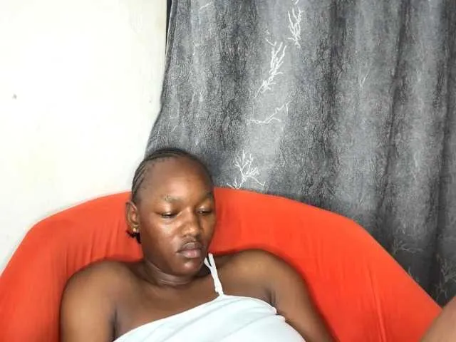 Live sex webcam photo for Hoelygrail #292210021