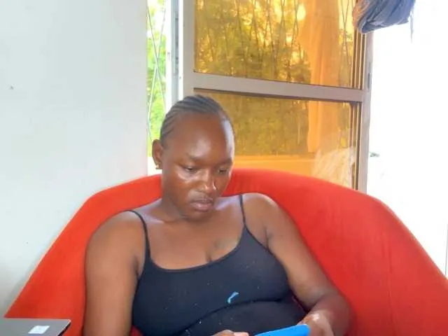 Live sex webcam photo for Hoelygrail #292233294