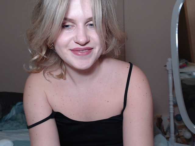 Live sex webcam photo for Holalolla #272297770