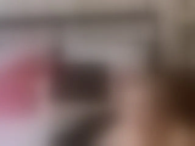 Live sex webcam photo for Holliekate #292994449