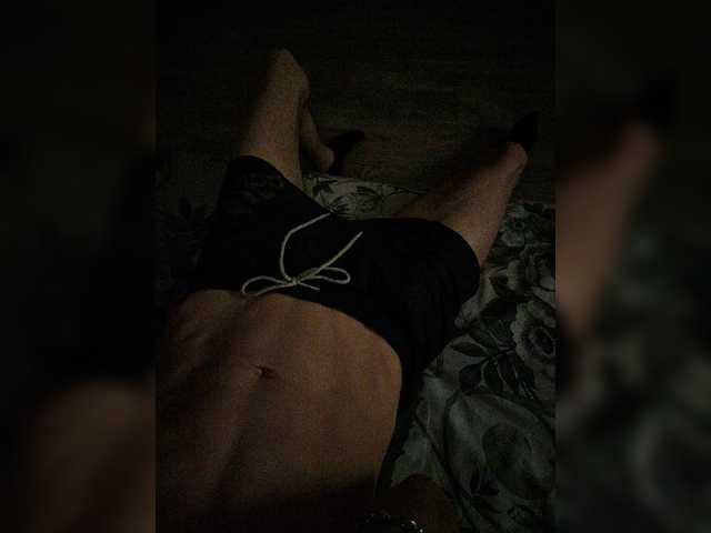 Live sex webcam photo for Holllod #278046000