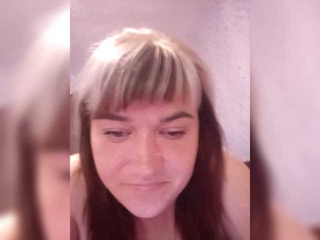 Live sex webcam photo for HollyLaBerry #291614266