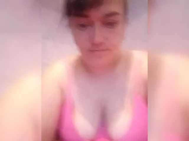 Live sex webcam photo for HollyLaBerry #293953133