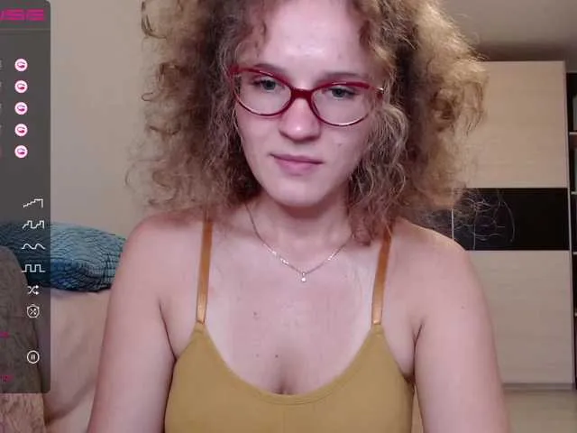 Live sex webcam photo for HollyMommy #276191564