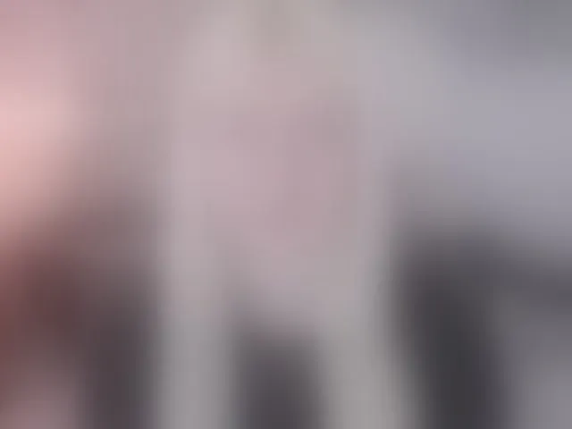 Live sex webcam photo for HollyTaillor #293495084