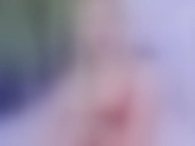 Live sex webcam photo for HollyTaillor #293866237