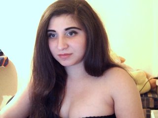 Live sex webcam photo for HollyXLily #185963433