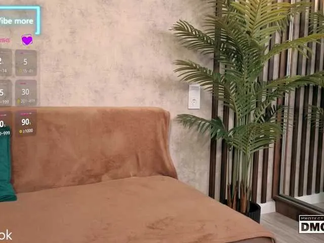 Live sex webcam photo for Hollywww #291415365