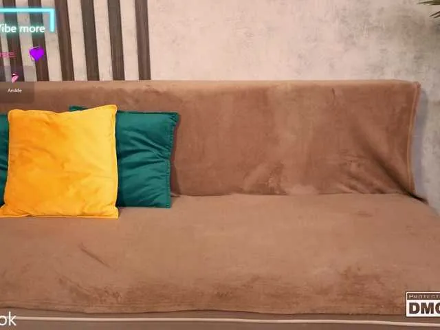 Live sex webcam photo for Hollywww #291463561