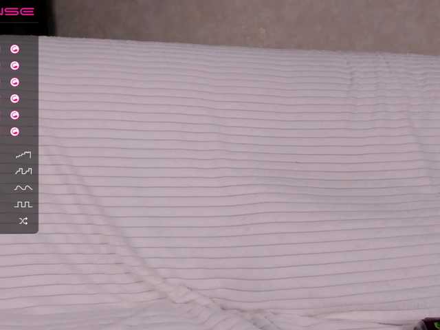 Live sex webcam photo for Holy-Molly #271750768