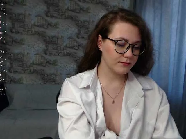 Live sex webcam photo for HolyMaria #277540033