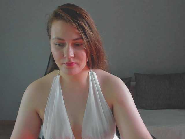 Live sex webcam photo for HolyMaria #278252160