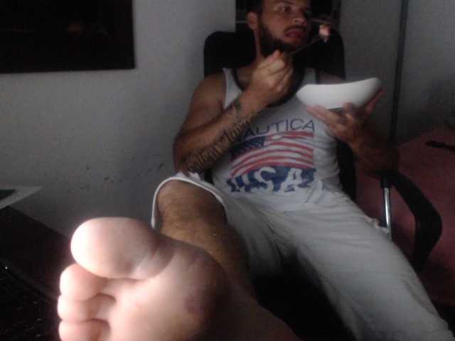 Live sex webcam photo for HombreSucioPiesSucios93 #275635602