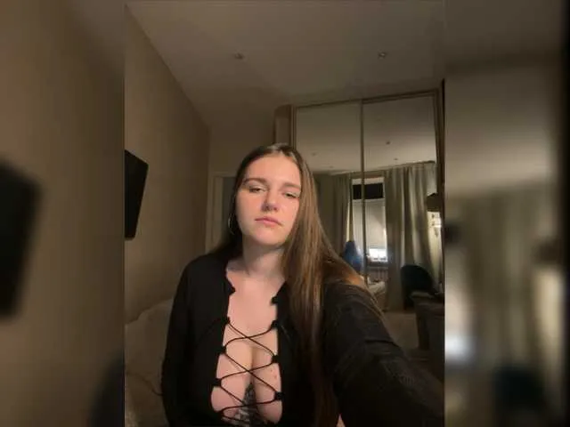 Live sex webcam photo for Homely #276583639