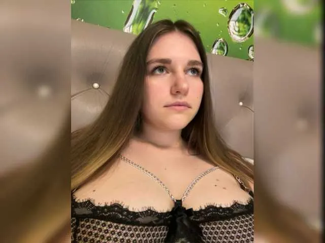 Live sex webcam photo for Homely #277008216