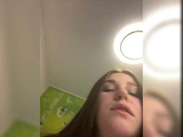 Live sex webcam photo for Homely #277058610