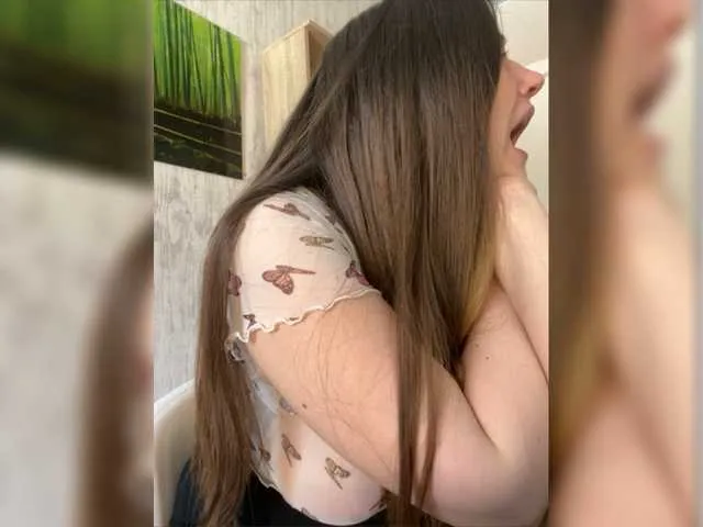Live sex webcam photo for Homely #277528685
