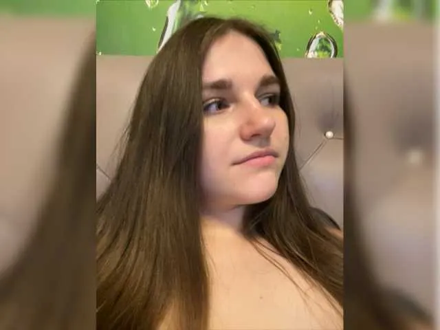 Live sex webcam photo for Homely #277815408