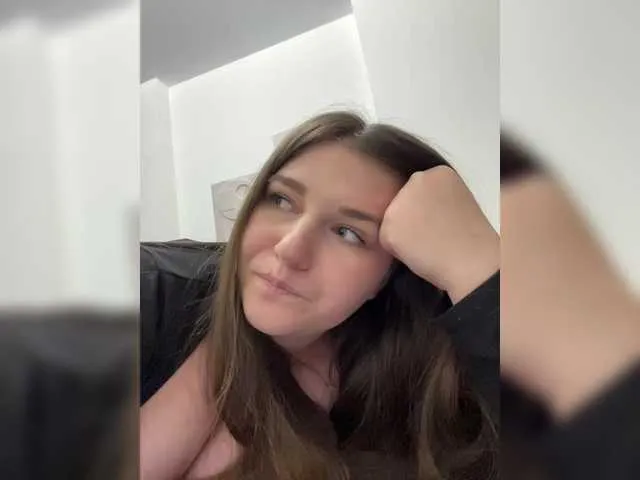 Live sex webcam photo for Homely #290504144