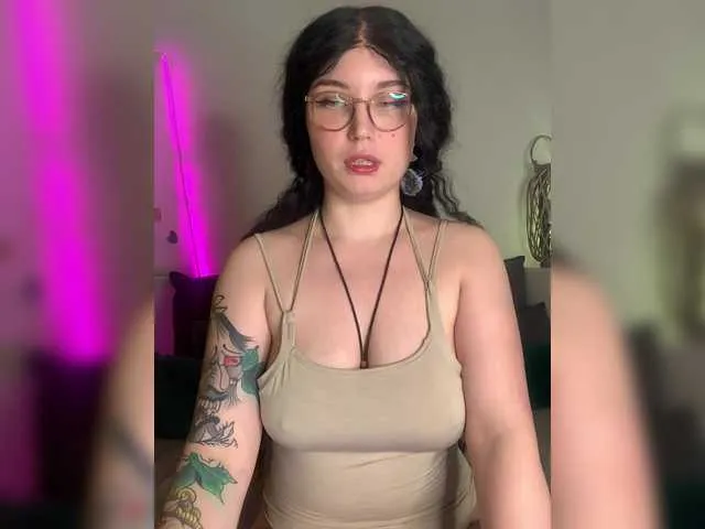 Live sex webcam photo for HomptyDompty #290623973