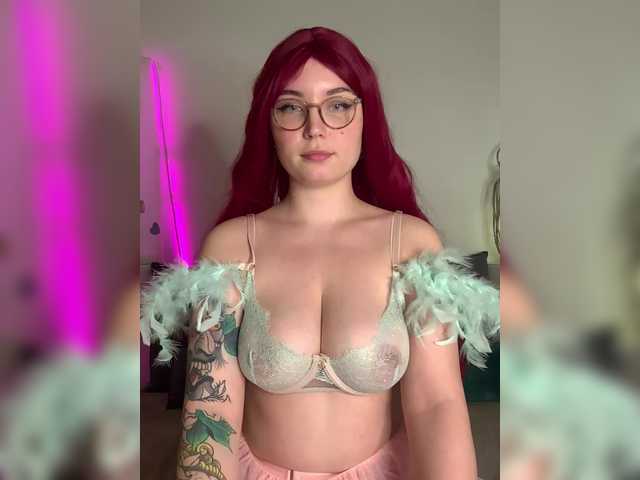 Live sex webcam photo for HomptyDompty #290638182