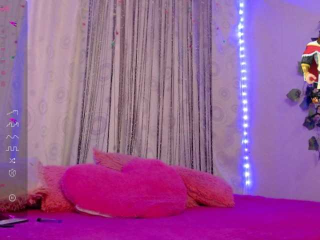 Live sex webcam photo for Honey-Girls #277954426