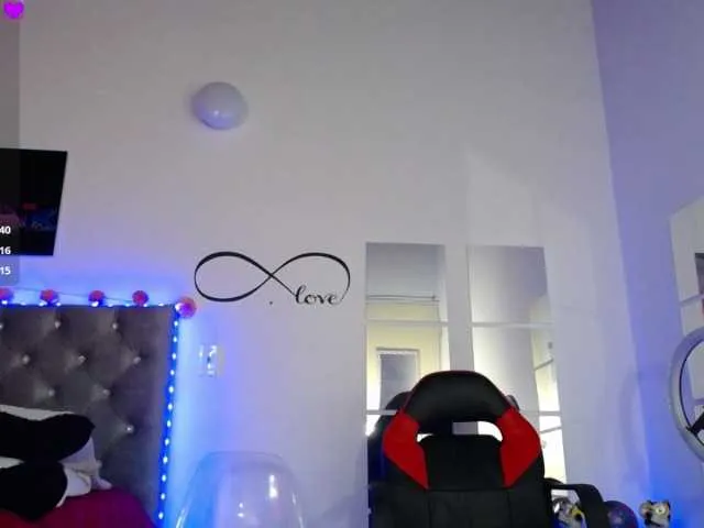 Live sex webcam photo for Honey-Girls #290643269