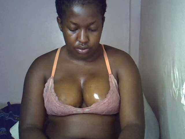 Live sex webcam photo for Honey-drop #294270057