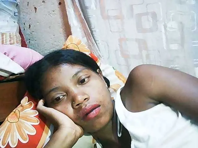 Live sex webcam photo for Honey699 #290465558