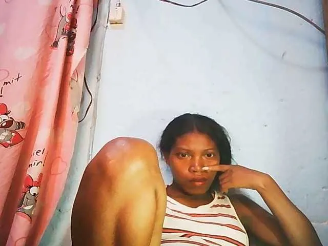 Live sex webcam photo for Honey699 #290805669