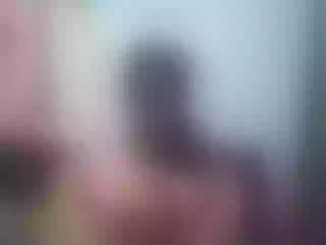 Live sex webcam photo for Honey699 #292077911
