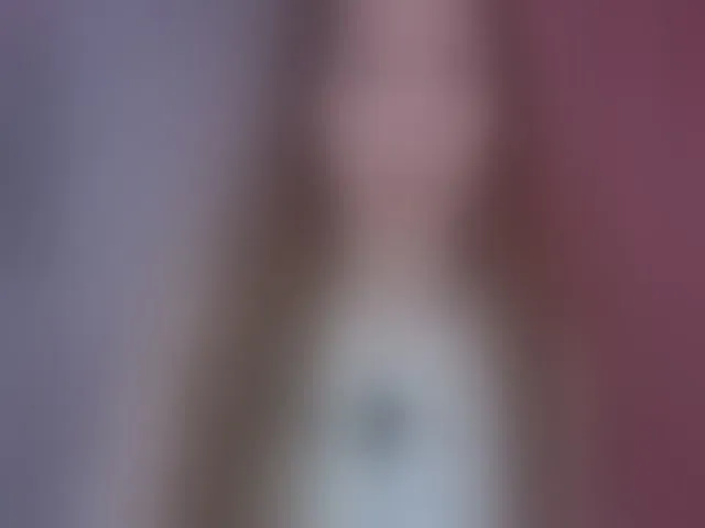 Live sex webcam photo for HoneyAhegao #293887166
