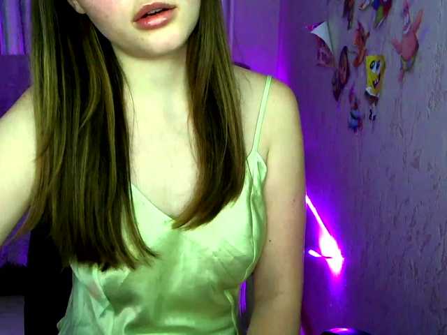 Live sex webcam photo for HoneyBBB #271736700