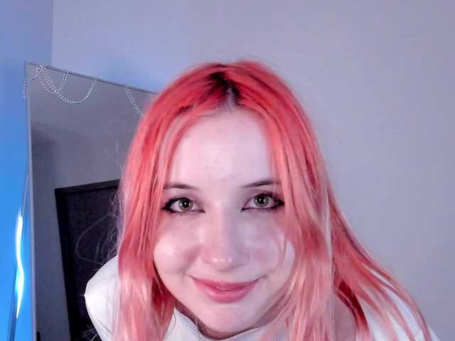 Live sex webcam photo for HoneyBannie #277738735