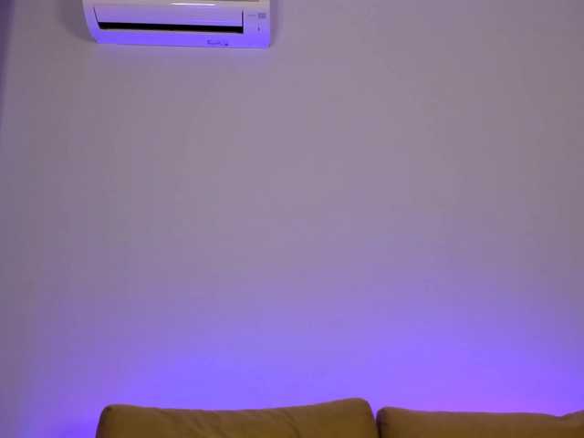Live sex webcam photo for HoneyBannie #277989064