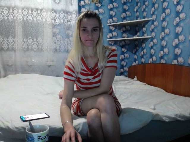 Live sex webcam photo for HoneyEva #272795223