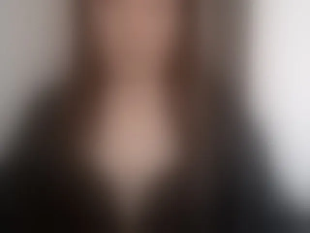 Live sex webcam photo for HoneyMuse #293699232