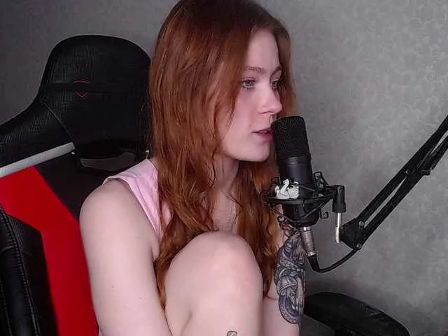 Live sex webcam photo for HoneyRain #290801505