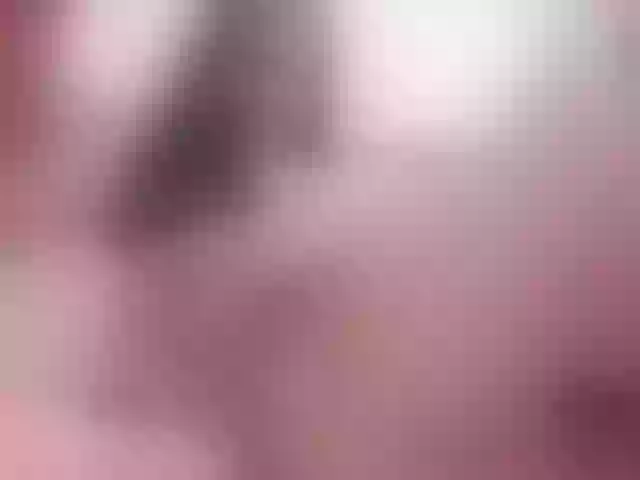 Live sex webcam photo for HoneyT33n #272806848