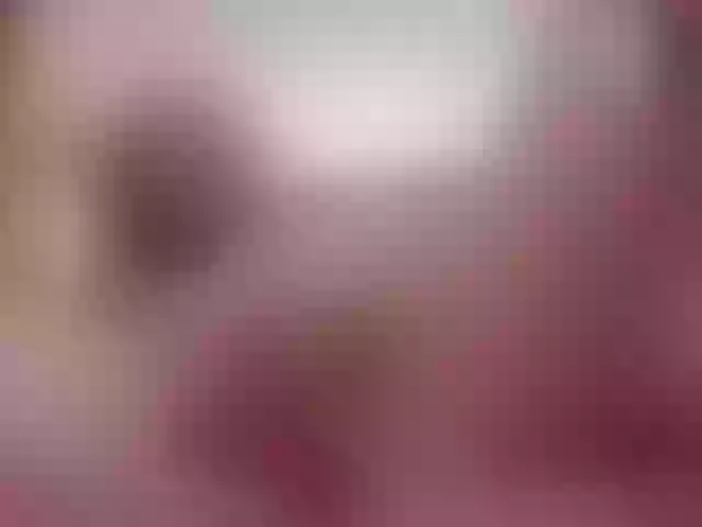Live sex webcam photo for HoneyT33n #272815581