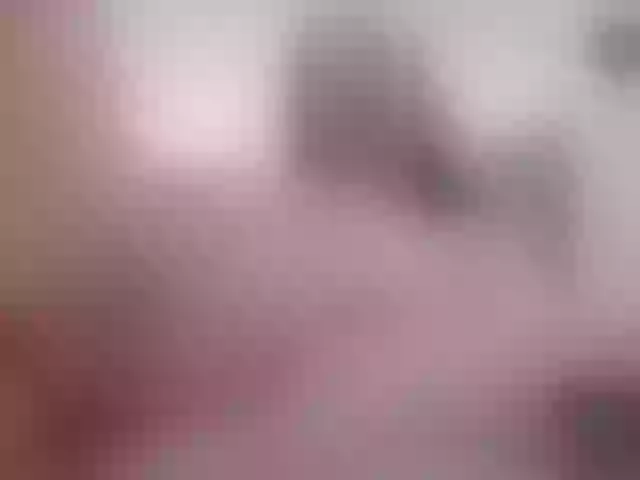 Live sex webcam photo for HoneyT33n #273088163
