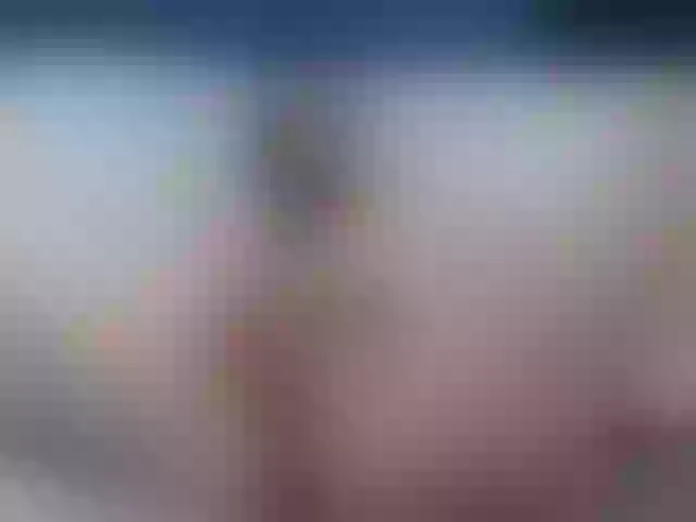 Live sex webcam photo for HoneyT33n #273618716
