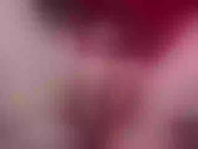 Live sex webcam photo for HoneyT33n #273807670