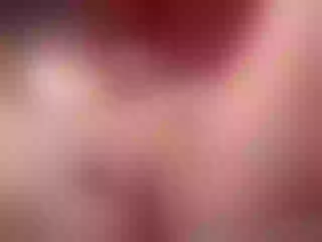 Live sex webcam photo for HoneyT33n #273864091